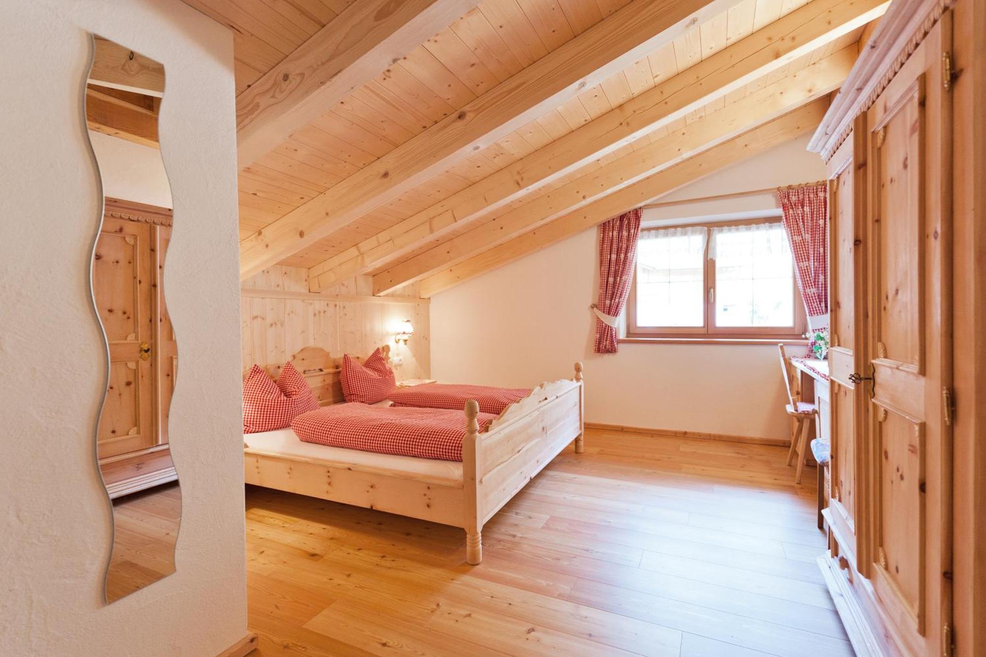 Oberschoellberghof Lutago Rom bilde
